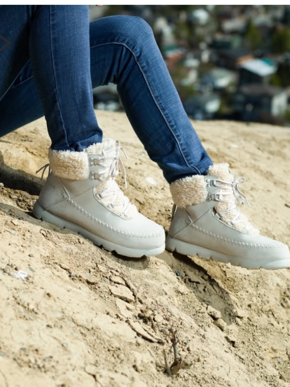 Manitobah Pacific Hiker Boots 9 Waterproof Grey Pumice  Suede + Shearling Winter